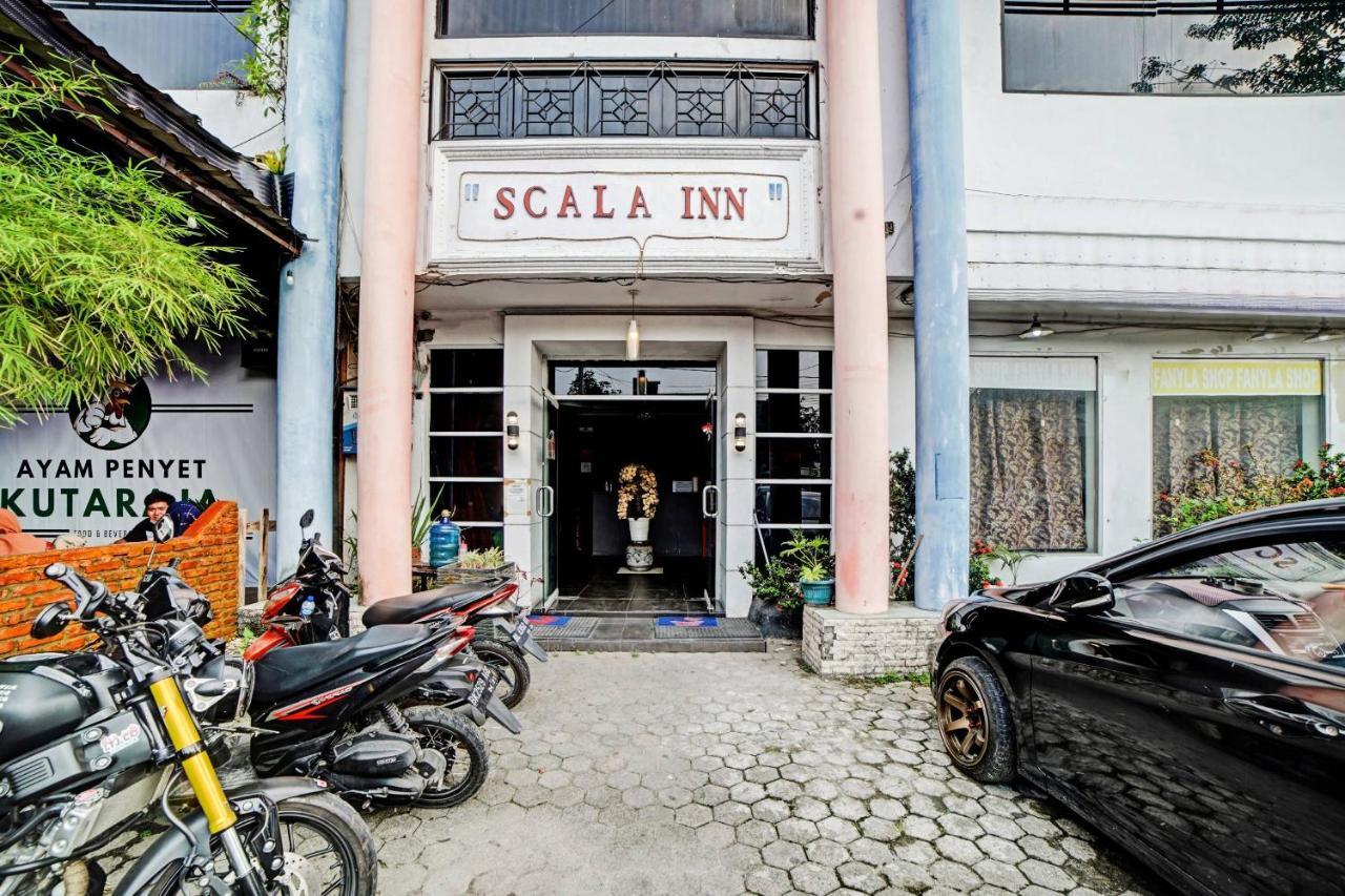 Oyo 90450 Sentra Inn Medan Exterior foto